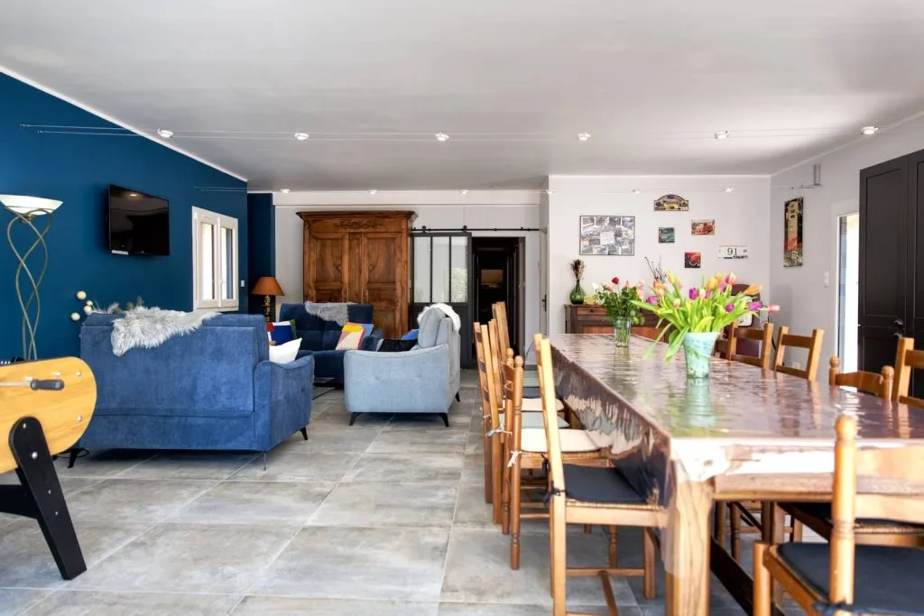 Location gîte 14 personnes en Bourgogne – L’Improbable à Mancey
